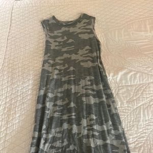 Universal Thread, green camo dress